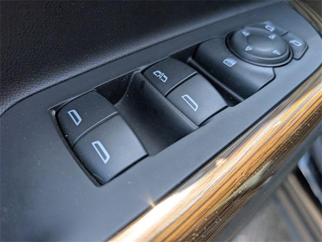 2023 GMC Acadia Vehicle Photo in AURORA, CO 80012-4011