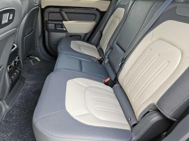 2021 Defender Vehicle Photo in AUSTIN, TX 78717