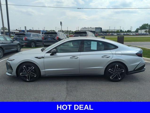 2024 Hyundai SONATA Vehicle Photo in Merrillville, IN 46410