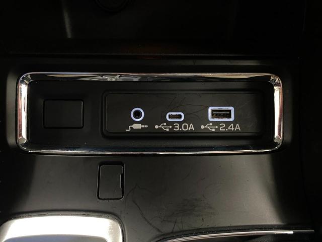 2024 Subaru Ascent Vehicle Photo in Appleton, WI 54913