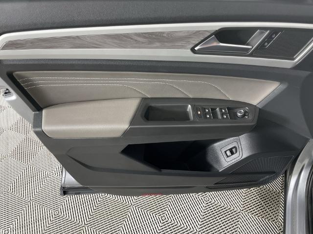 2023 Volkswagen Atlas Cross Sport Vehicle Photo in GILBERT, AZ 85297-0402