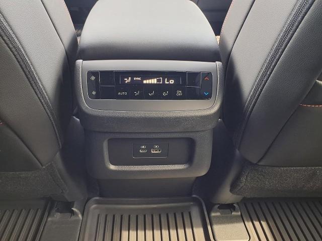 2025 Nissan Pathfinder Vehicle Photo in Oshkosh, WI 54904