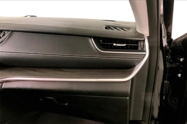 2024 Jeep Grand Cherokee Vehicle Photo in Kansas City, MO 64114