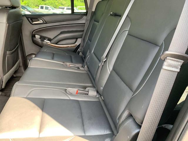 2019 Chevrolet Tahoe Vehicle Photo in MOON TOWNSHIP, PA 15108-2571