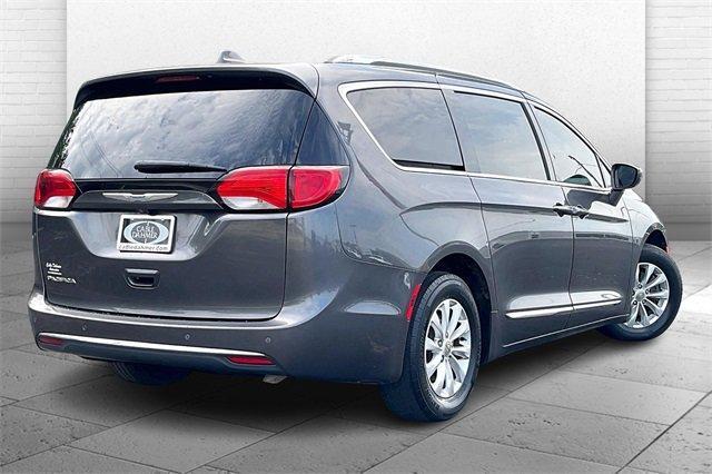 2018 Chrysler Pacifica Vehicle Photo in INDEPENDENCE, MO 64055-1314