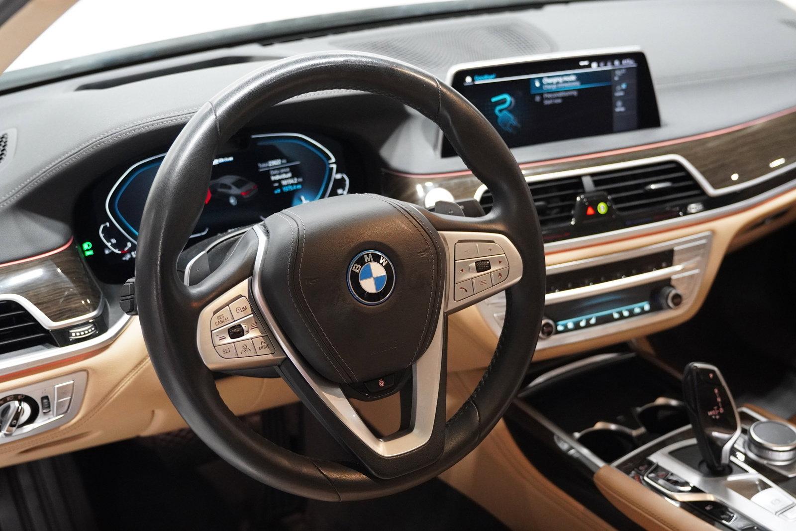 2022 BMW 745e xDrive Vehicle Photo in GRAPEVINE, TX 76051