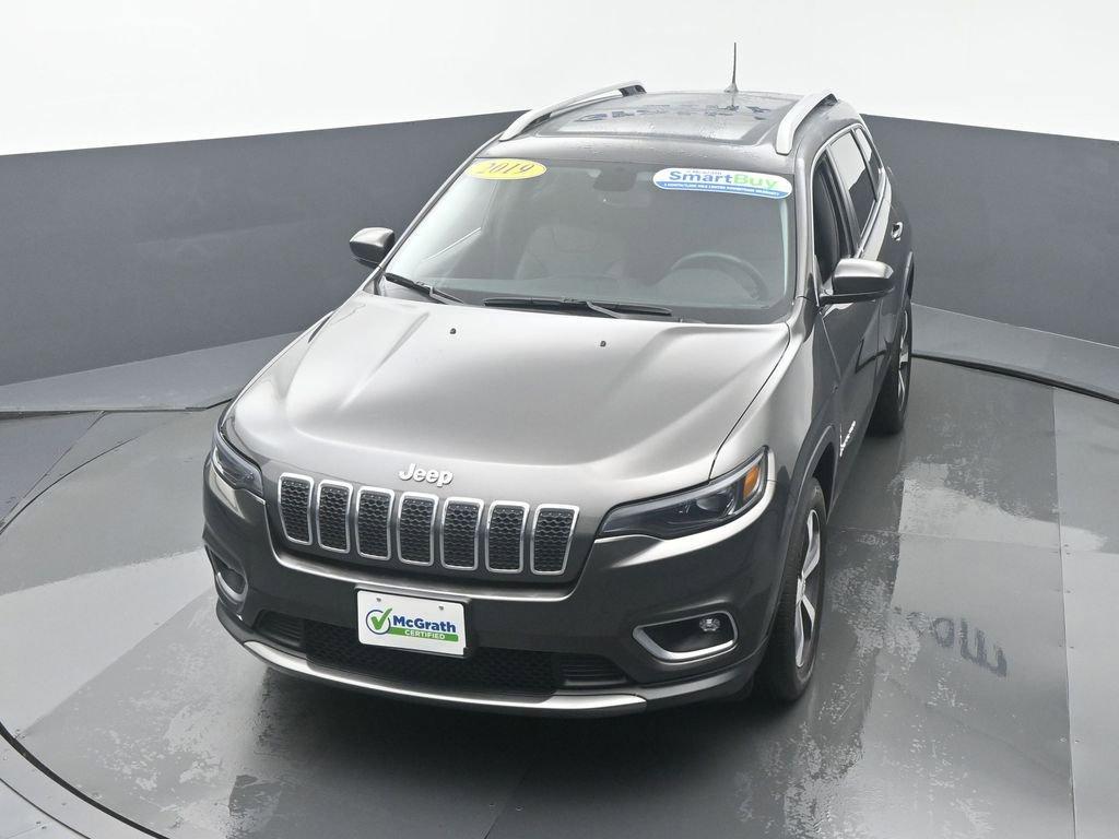 2019 Jeep Cherokee Vehicle Photo in Cedar Rapids, IA 52402