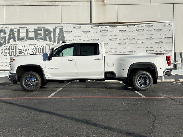 2025 Chevrolet Silverado 3500 HD Vehicle Photo in DALLAS, TX 75244-5909