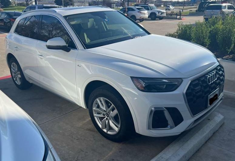 2023 Audi Q5 Vehicle Photo in FORT WORTH, TX 76132