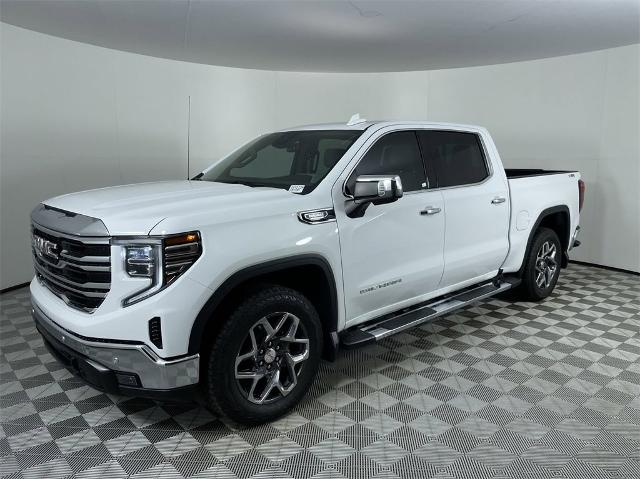 2024 GMC Sierra 1500 Vehicle Photo in GILBERT, AZ 85297-0402