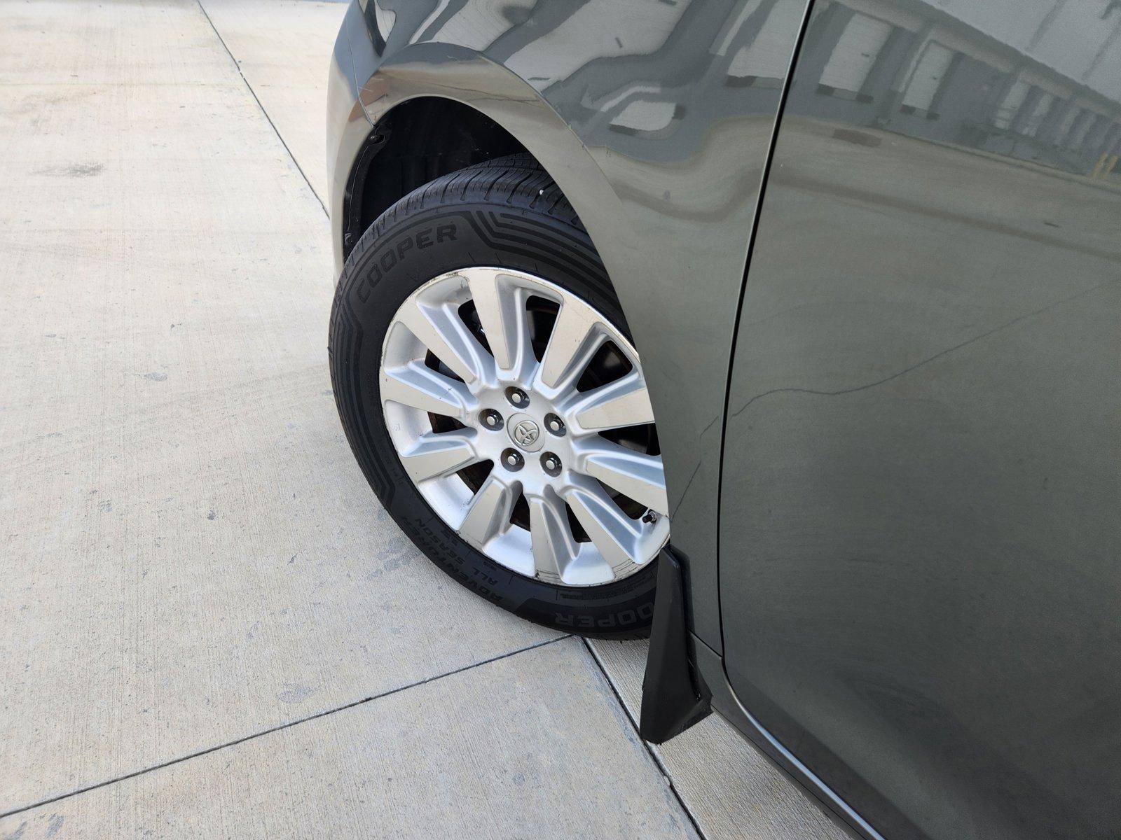 2014 Toyota Sienna Vehicle Photo in Winter Park, FL 32792