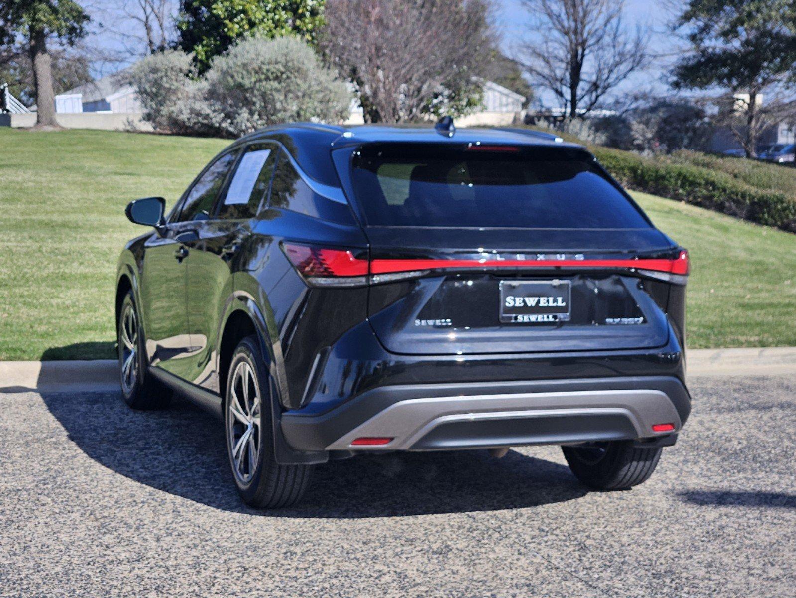 2023 Lexus RX 350 Vehicle Photo in FORT WORTH, TX 76132