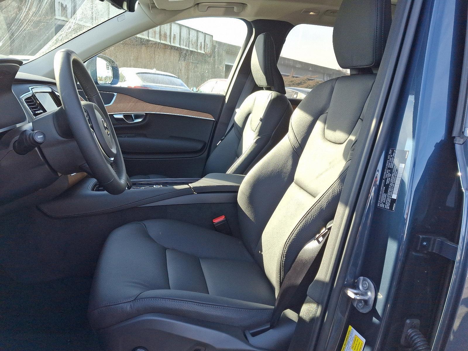 2025 Volvo XC90 Vehicle Photo in Trevose, PA 19053