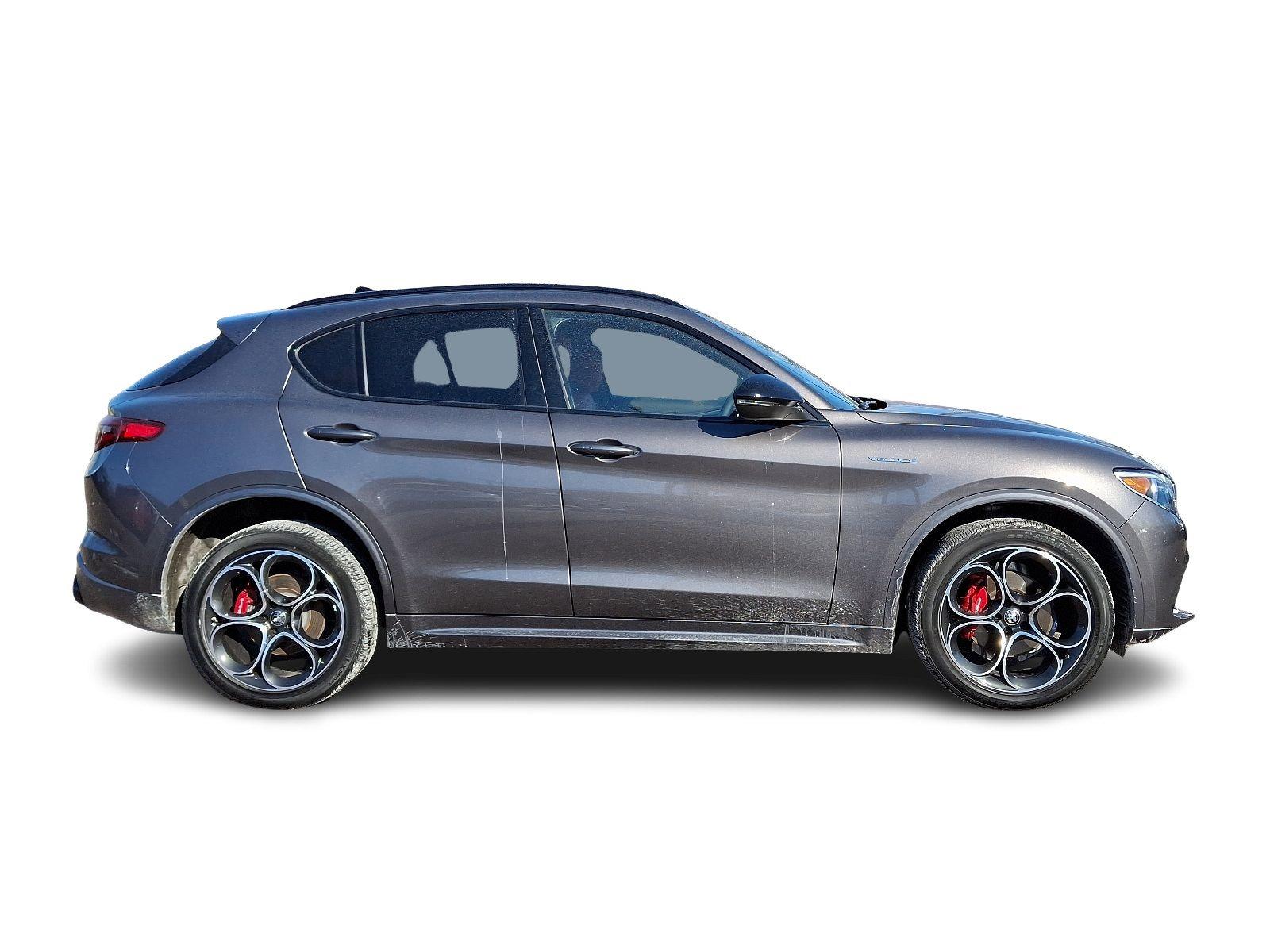 2023 Alfa Romeo Stelvio Vehicle Photo in Willow Grove, PA 19090