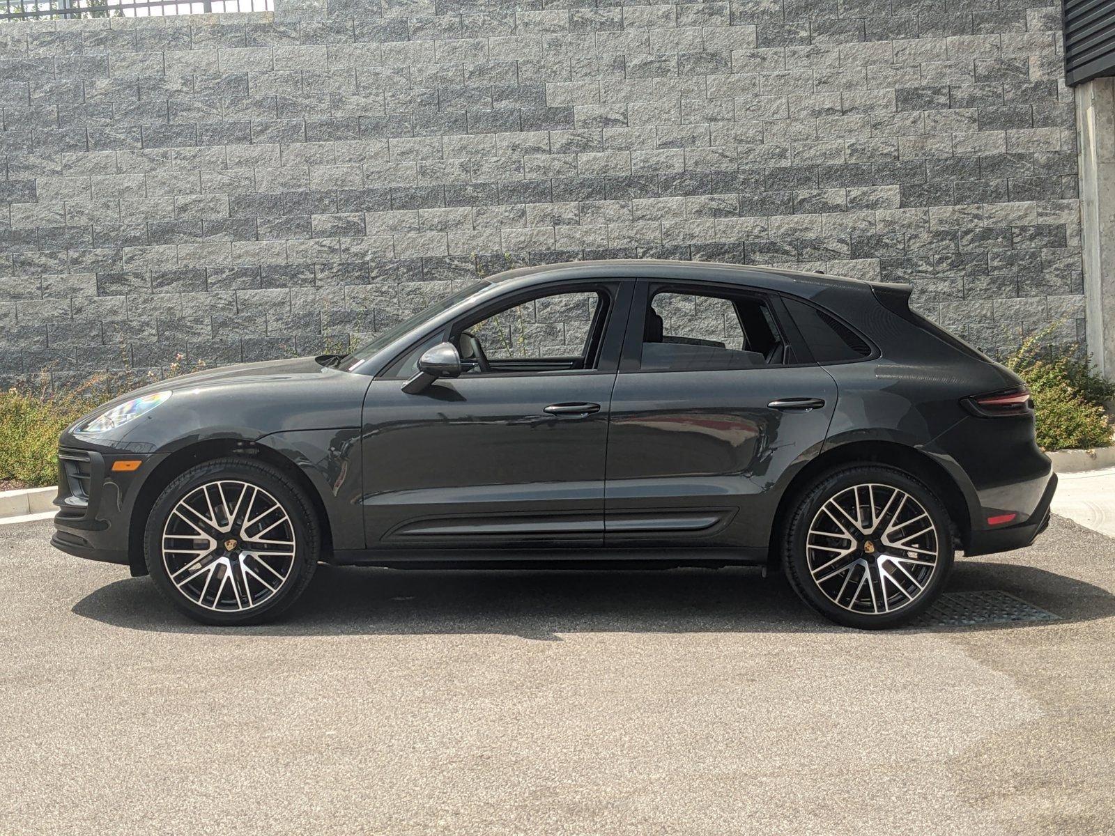 2024 Porsche Macan Vehicle Photo in Towson, MD 21204