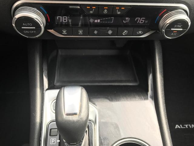 2020 Nissan Altima Vehicle Photo in GREEN BAY, WI 54303-3330