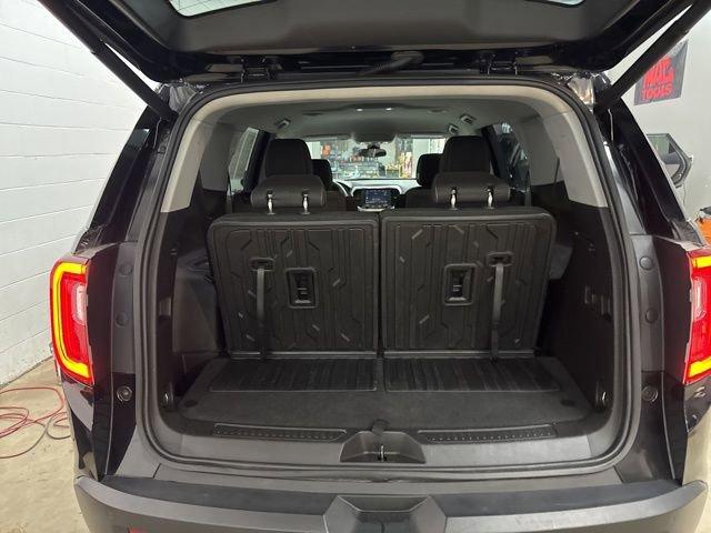 2022 GMC Acadia Vehicle Photo in MEDINA, OH 44256-9631