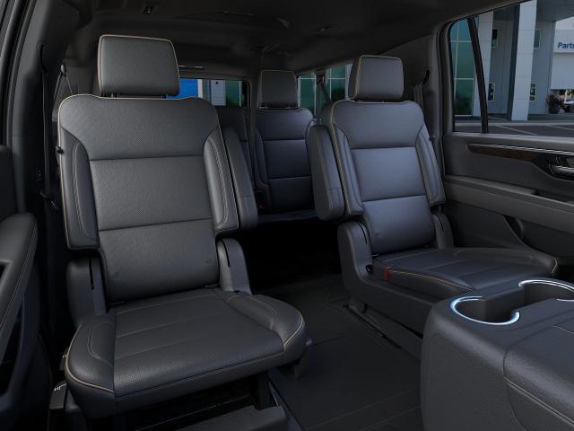 2025 Chevrolet Suburban Vehicle Photo in SELMA, TX 78154-1460