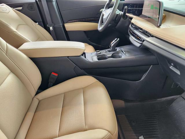2025 Cadillac XT4 Vehicle Photo in HOUSTON, TX 77079