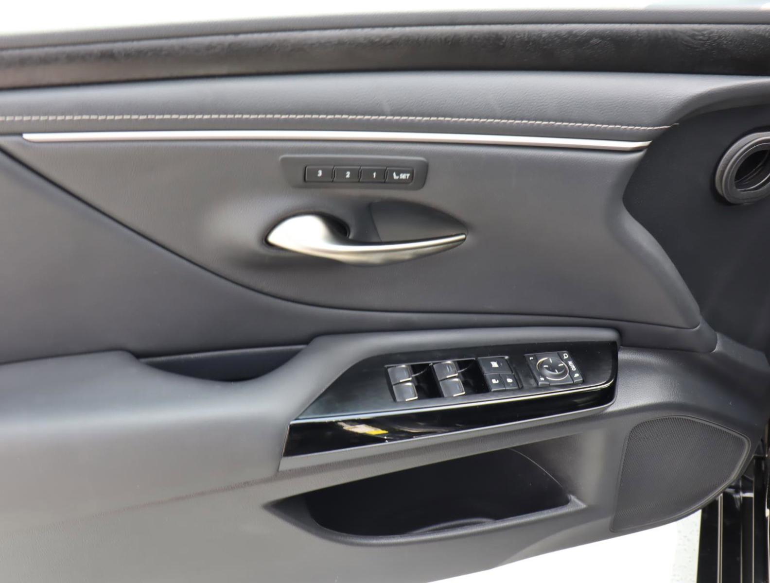 2024 Lexus ES Vehicle Photo in LOS ANGELES, CA 90007-3794