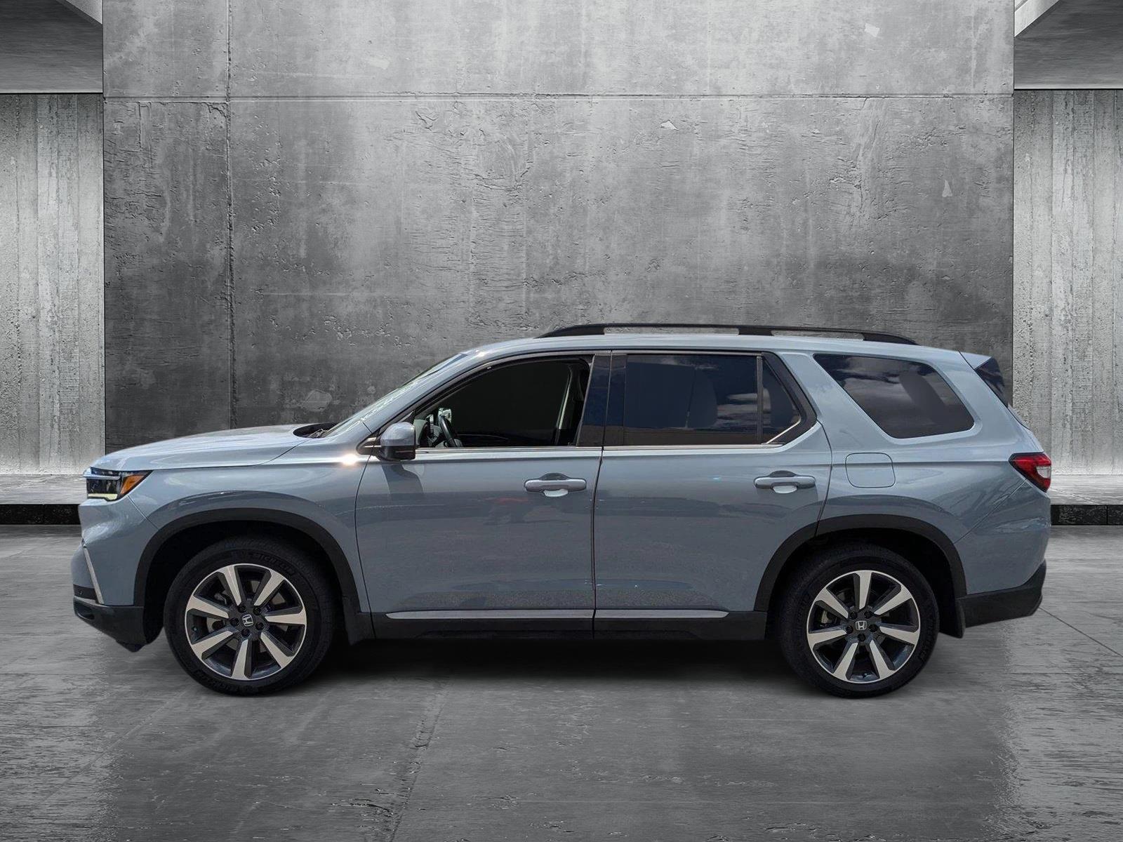2023 Honda Pilot Vehicle Photo in Miami, FL 33015
