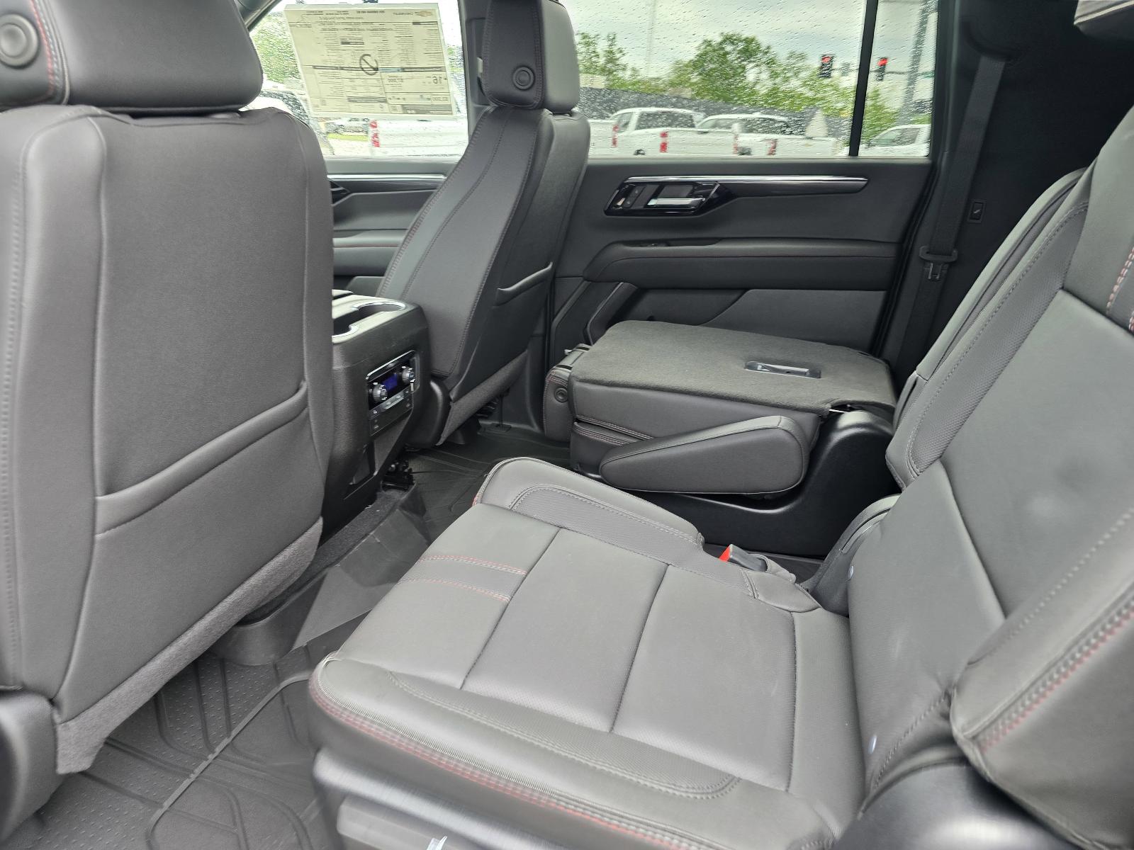 2025 Chevrolet Suburban Vehicle Photo in Rolla, MO 65401