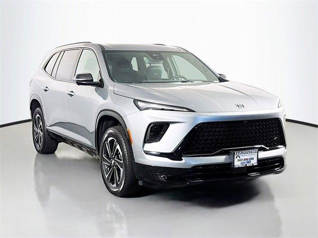 2025 Buick Enclave Vehicle Photo in PUYALLUP, WA 98371-4149
