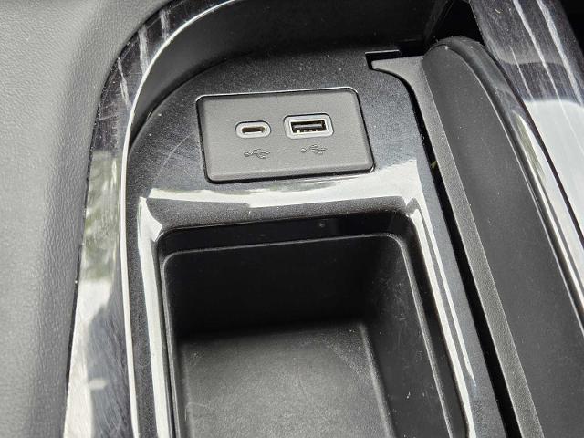 2021 Cadillac Escalade Vehicle Photo in DENTON, TX 76210-9321