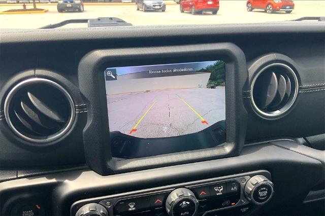 2021 Jeep Gladiator Vehicle Photo in Kansas City, MO 64114