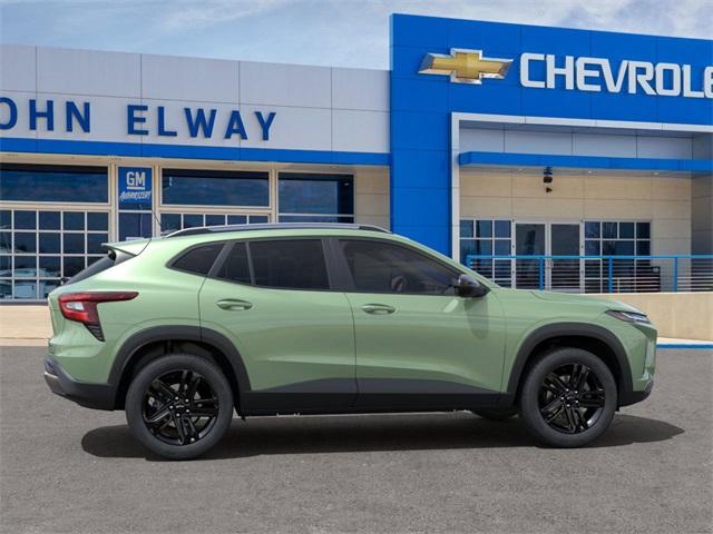 2025 Chevrolet Trax Vehicle Photo in ENGLEWOOD, CO 80113-6708
