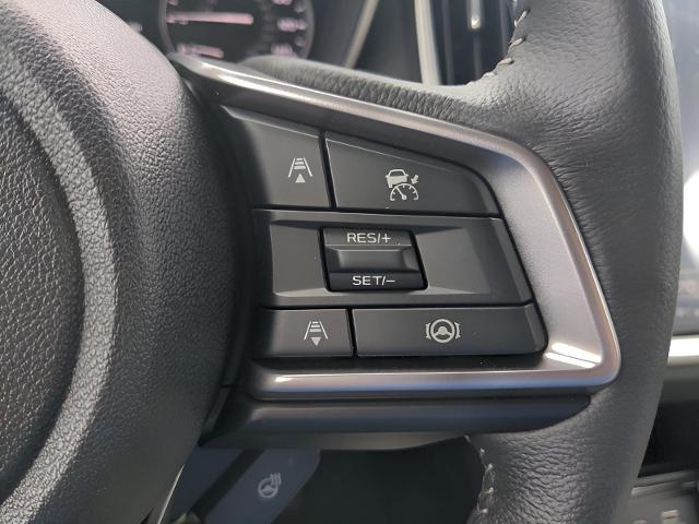 2025 Subaru Ascent Vehicle Photo in Green Bay, WI 54304