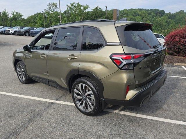 2025 Subaru Forester Vehicle Photo in Pleasant Hills, PA 15236