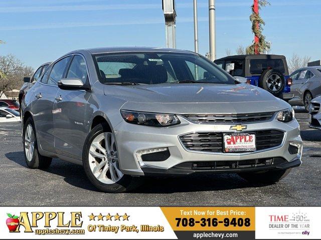 2016 Chevrolet Malibu 1LT photo 1