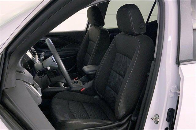 2024 GMC Terrain Vehicle Photo in KANSAS CITY, MO 64114-4502