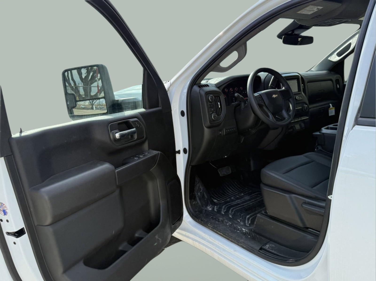 2024 Chevrolet Silverado 3500 HD Vehicle Photo in GEORGETOWN, TX 78626-7508