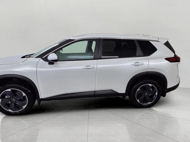 2024 Nissan Rogue Vehicle Photo in Oshkosh, WI 54904