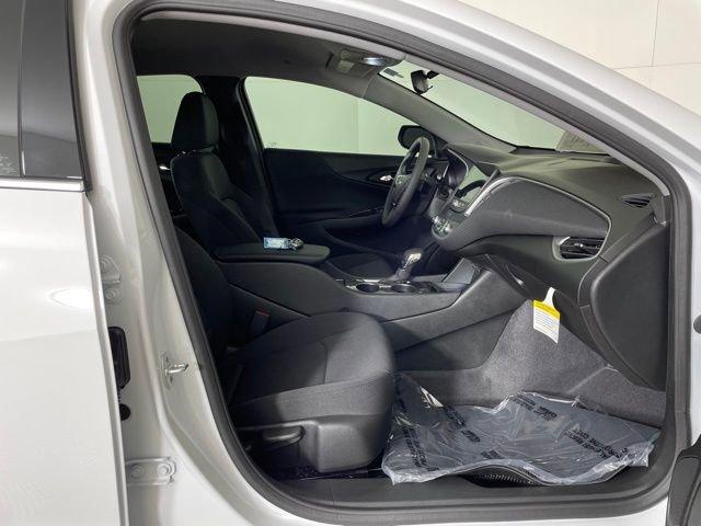 2025 Chevrolet Malibu Vehicle Photo in PHOENIX, AZ 85014-3381