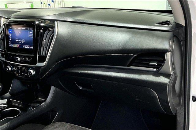 2021 Chevrolet Traverse Vehicle Photo in TOPEKA, KS 66609-0000
