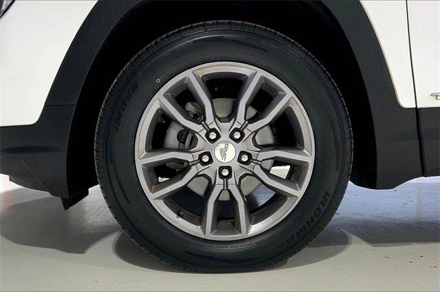 2023 GMC Terrain Vehicle Photo in TOPEKA, KS 66609-0000