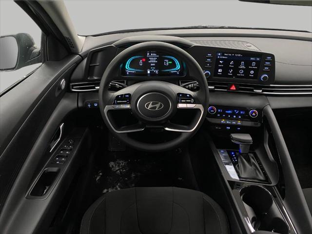 2025 Hyundai ELANTRA Hybrid Vehicle Photo in Appleton, WI 54913