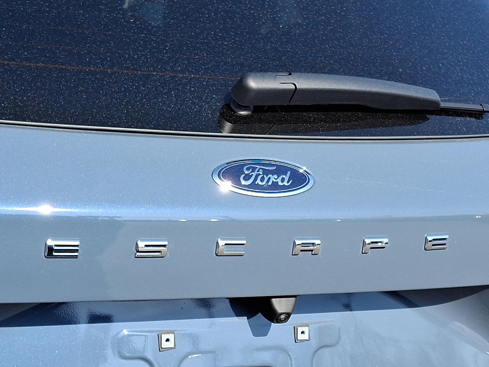 2025 Ford Escape Vehicle Photo in BETHLEHEM, PA 18017-9401