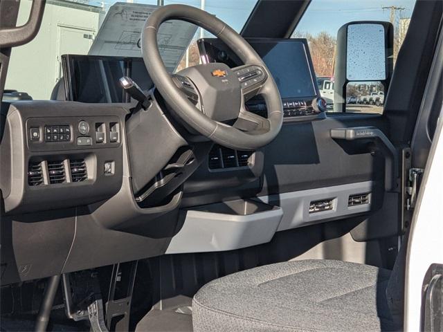 2025 Chevrolet BrightDrop 600 Vehicle Photo in ENGLEWOOD, CO 80113-6708