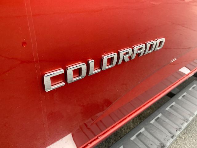 2015 Chevrolet Colorado Vehicle Photo in MOON TOWNSHIP, PA 15108-2571