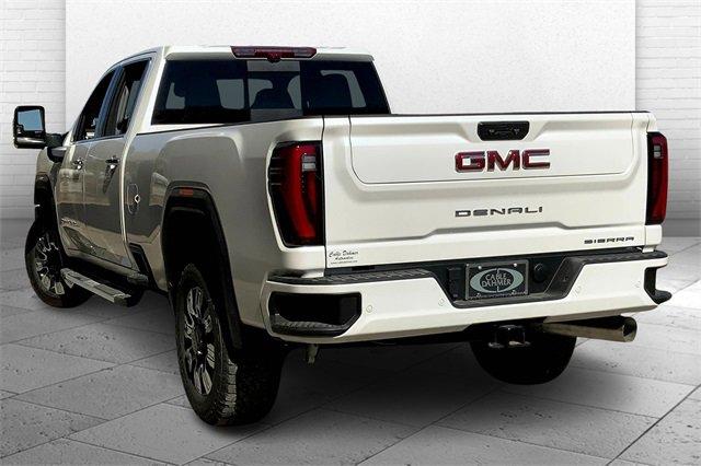 2024 GMC Sierra 2500 HD Vehicle Photo in TOPEKA, KS 66609-0000