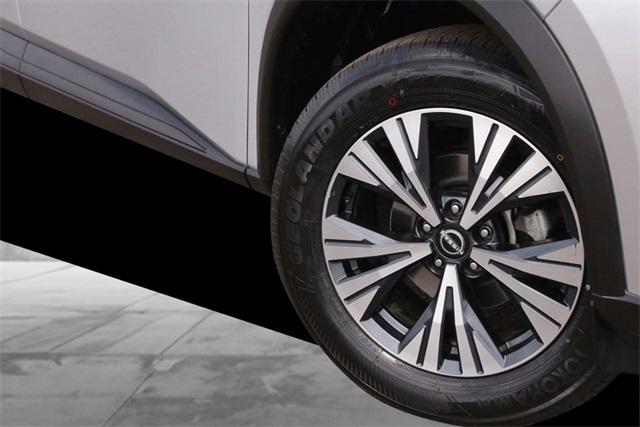 2023 Nissan Rogue Vehicle Photo in Hazelwood, MO 63042
