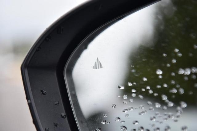 2023 Nissan Rogue Vehicle Photo in Ballwin, MO 63011