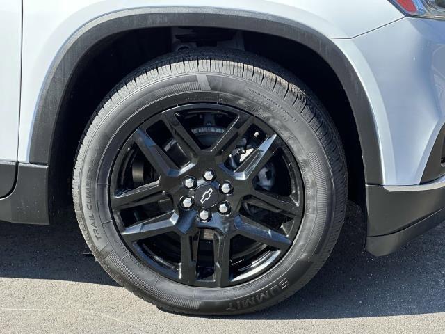 2021 Chevrolet Traverse Vehicle Photo in SAINT JAMES, NY 11780-3219