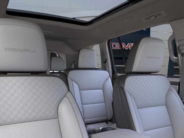 2025 GMC Acadia Vehicle Photo in TOPEKA, KS 66609-0000