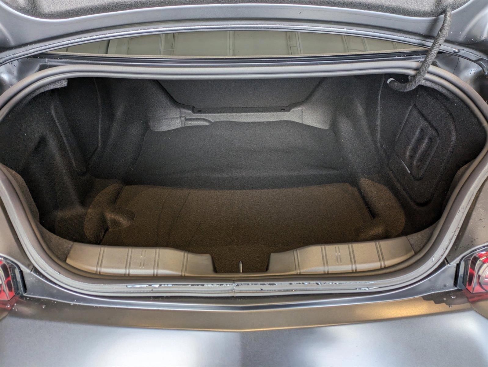 2024 Chevrolet Camaro Vehicle Photo in VALENCIA, CA 91355-1705
