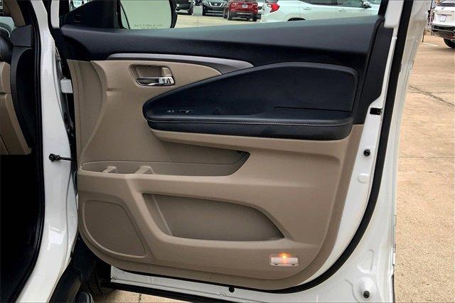 2023 Honda Ridgeline Vehicle Photo in TOPEKA, KS 66609-0000